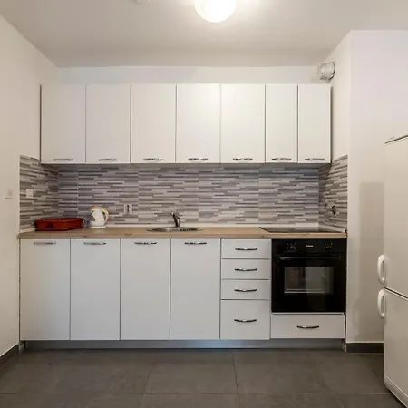 Pujanke Residence - Large 3 Bedroom Apartment * Σπλιτ