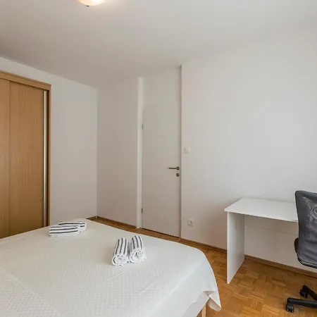 Διαμέρισμα Pujanke Residence - Large 3 Bedroom Apartment Σπλιτ
